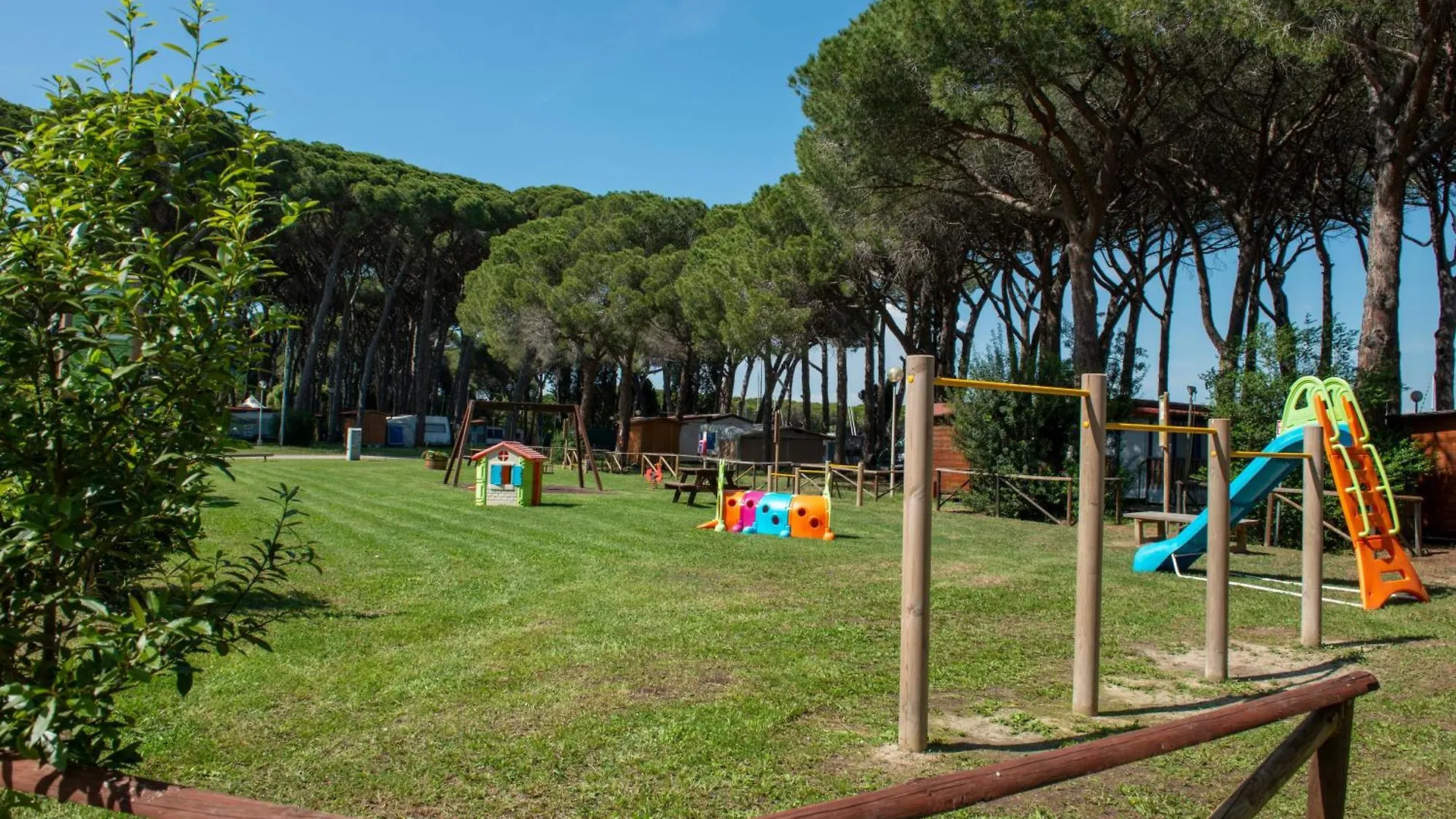 Campeggio Bocca Di Cecina Marina di Cecina Κάμπινγκ